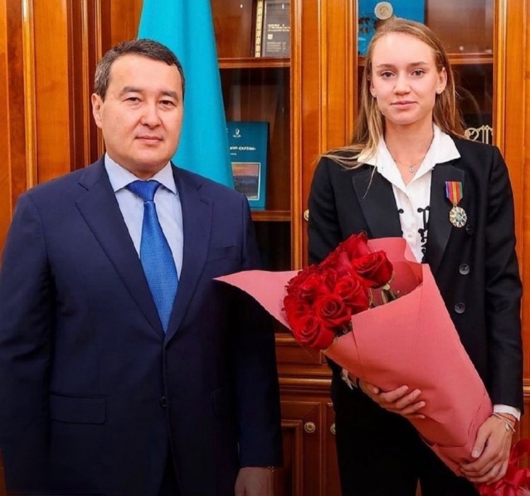 在进攻端面 在进攻端面