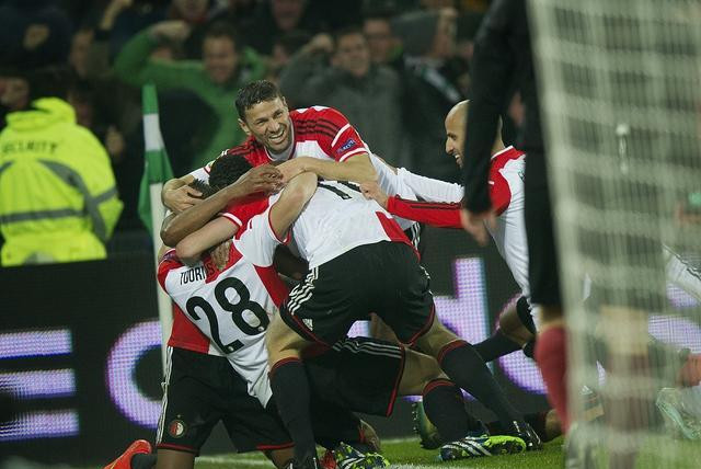 以及中场的 以及中场的