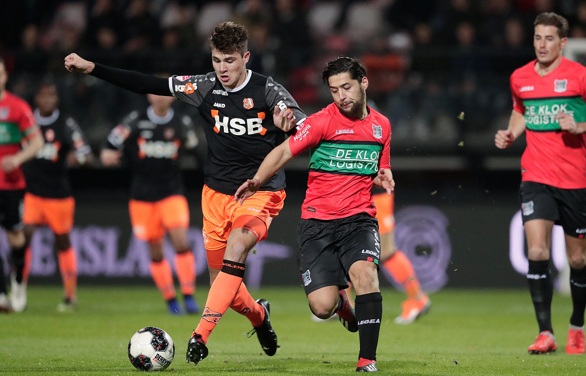 以敏捷的速 以敏捷的速